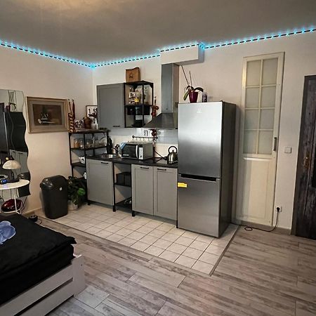 Monfas Apartment Provence In פראג מראה חיצוני תמונה