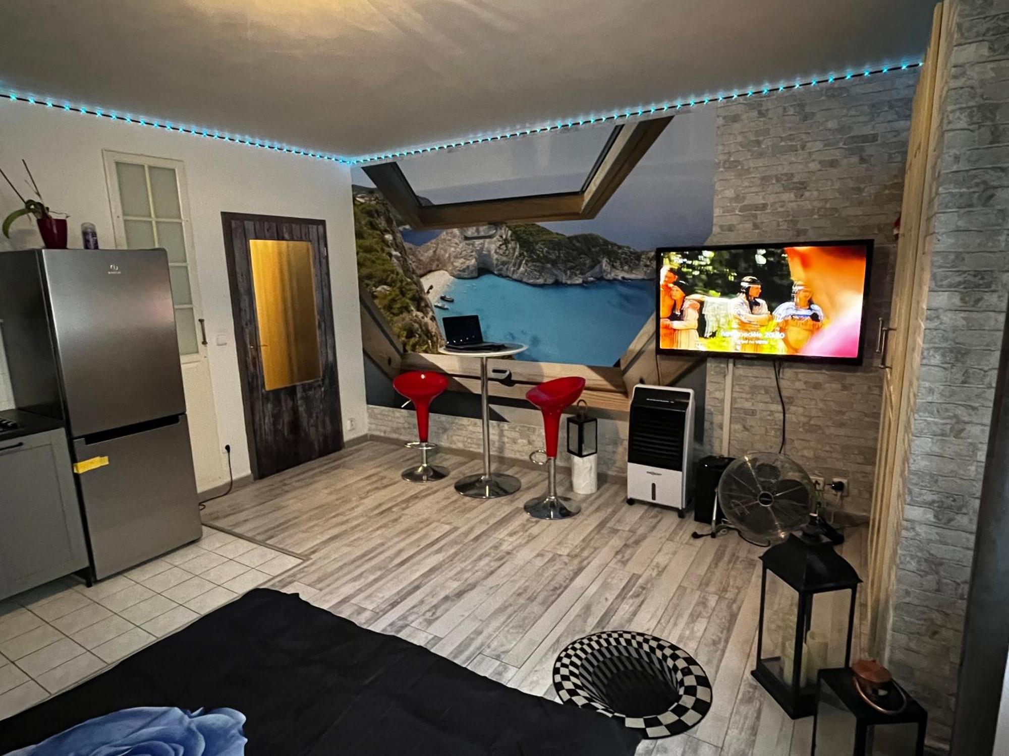 Monfas Apartment Provence In פראג מראה חיצוני תמונה