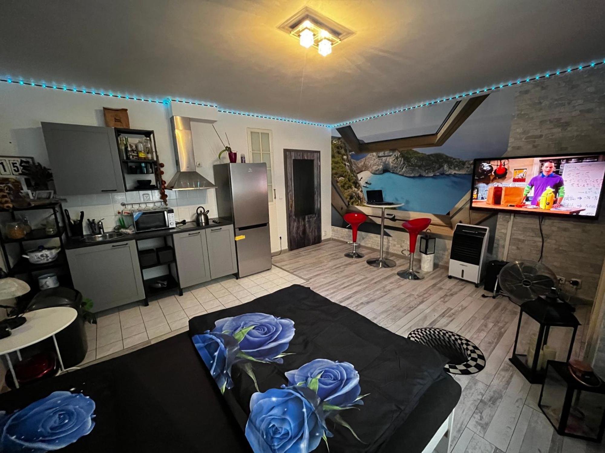 Monfas Apartment Provence In פראג מראה חיצוני תמונה