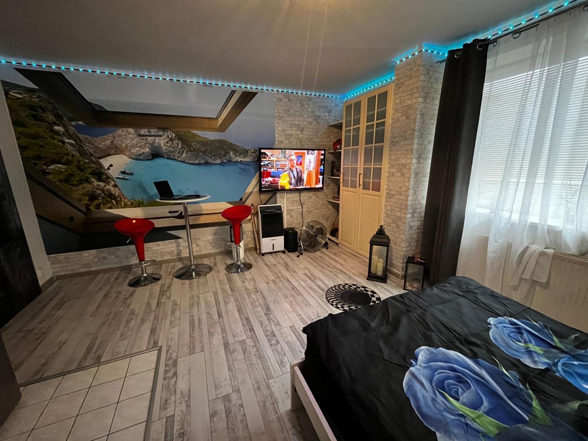 Monfas Apartment Provence In פראג מראה חיצוני תמונה