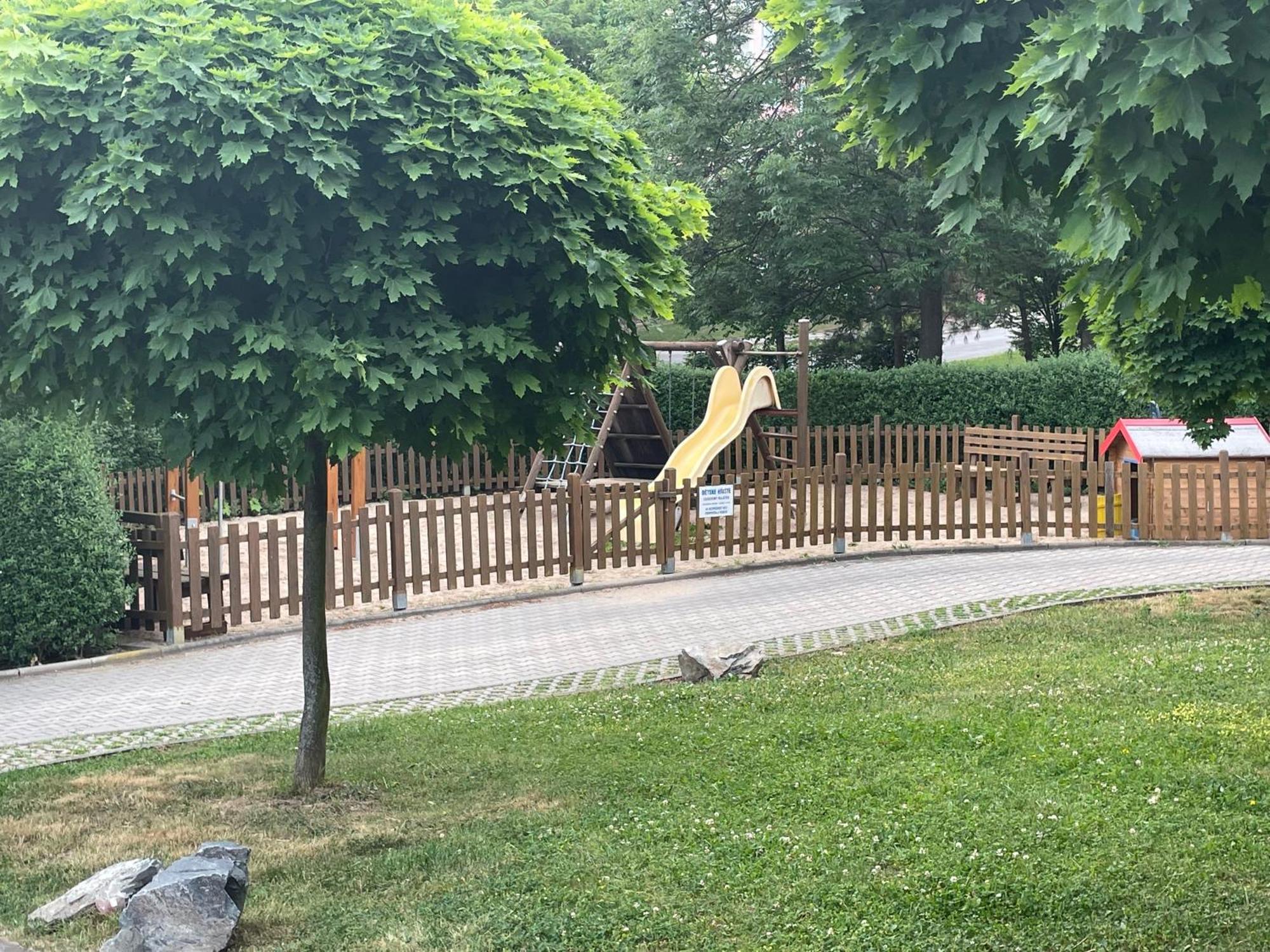 Monfas Apartment Provence In פראג מראה חיצוני תמונה
